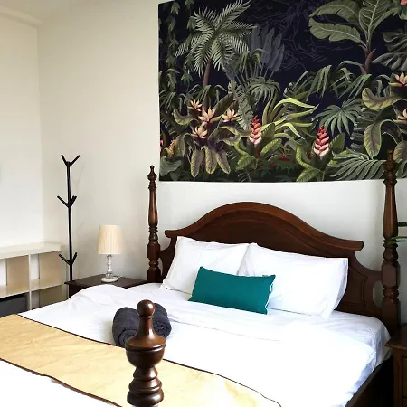Colonial Hideout With Kl Skyline View - 5 Mins To Mid Valley Kuala Lumpur Exterior photo